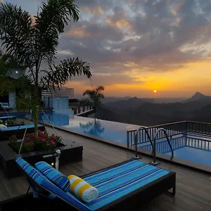 The Panoramic Getaway מונאר